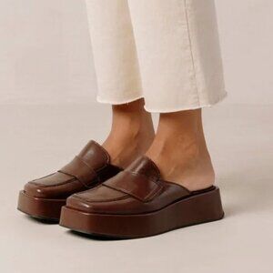 ALOHAS Svegan Urban Outfitters Dark Brown Chunky Platform Loafers Mules - Size 9
